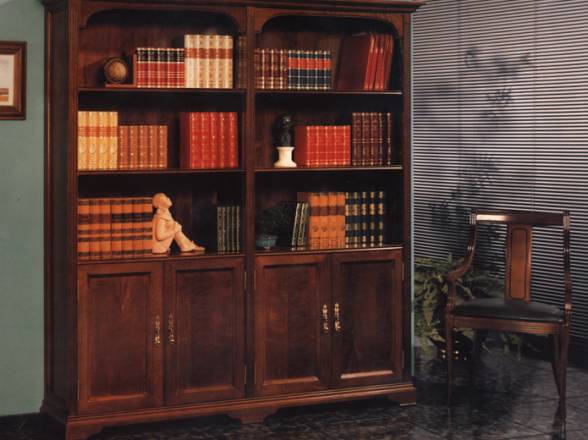 Librería con puertas bajas en madrid