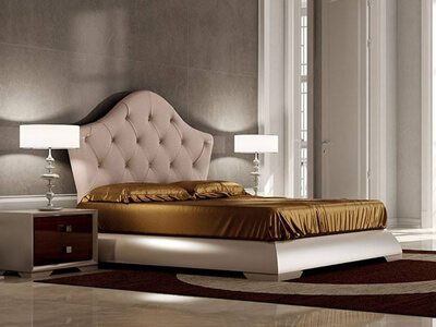 Galán de noche clásico para dormitorio  Muebles Valencia® Acabado Nogal -  Pulimento Grupo2